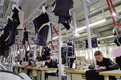 智能化改造與計(jì)算機(jī)系統(tǒng)集成 全市500家企業(yè)邁入數(shù)字新時(shí)代